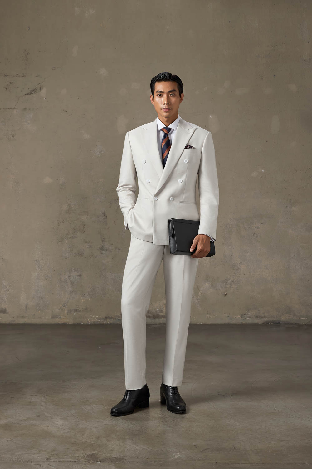 LOOK 3 | Double-Breasted Safari Suit