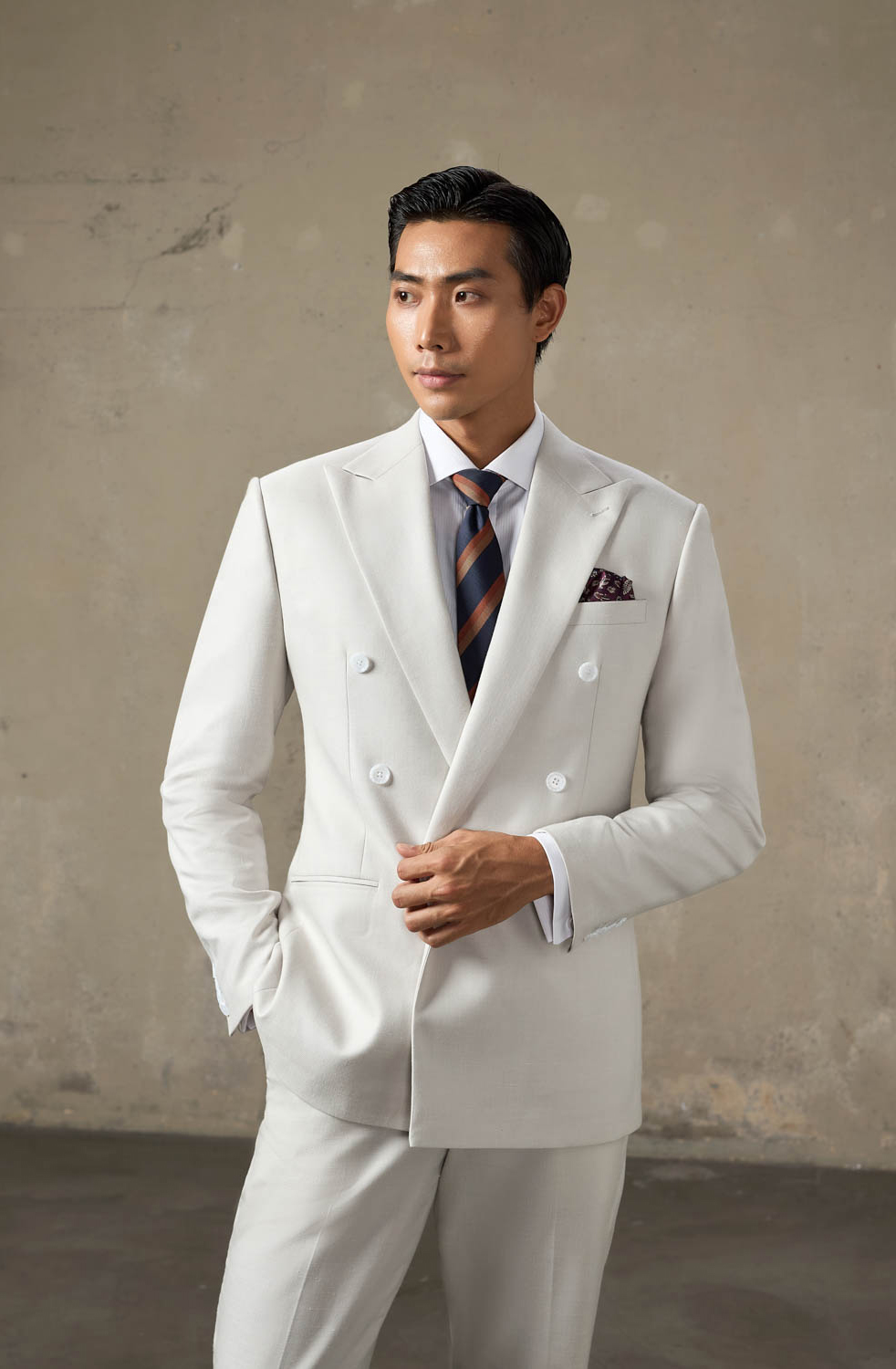 LOOK 3 | Double-Breasted Safari Suit
