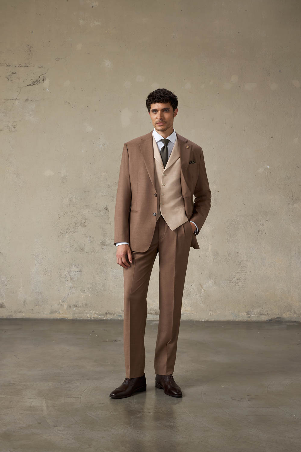 LOOK 4 | Brown Suit with Sand Waistcoat