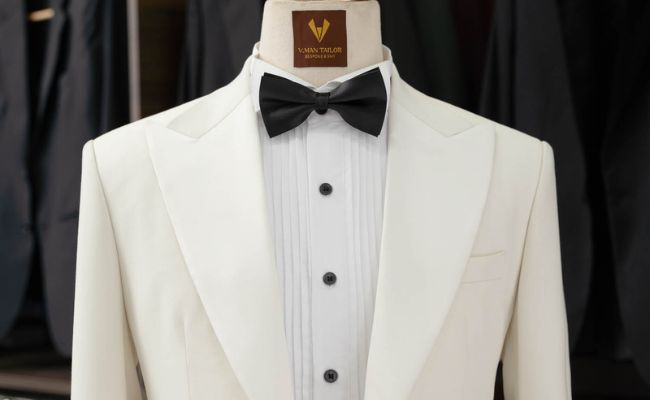 2027 Wedding Menswear Trends & Venue Matching Guide for Modern Grooms